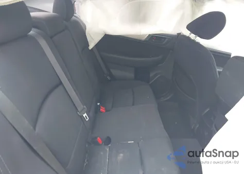 2015 Subaru Legacy 2.5I z USA, uszkodzony, nr VIN 4S3BNAA61F3066261